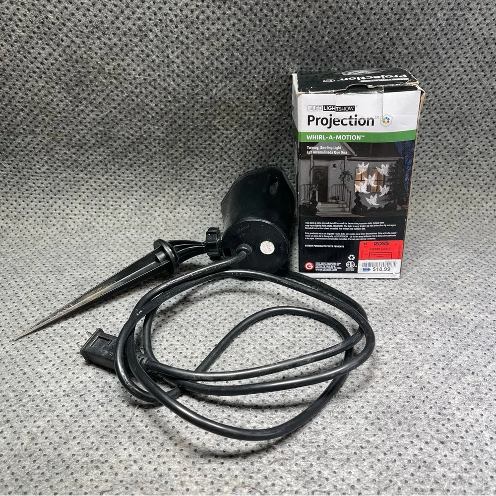 Gemmy LED Ghost Projection Halloween Lightshow Lot of 2